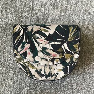Flynn leather bag in tropical floral print